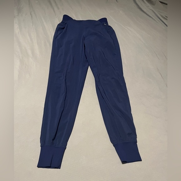 Lululemon Get Ready Jogger (Swift) - Picture 6 of 13